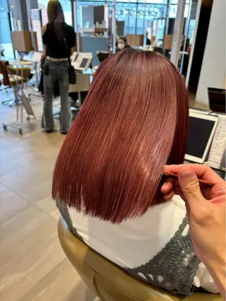 ミディアム 秋山 空澄のヘアスタイル