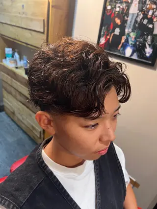 ミディアム パーマ SON＆MARLEY'S BAR BER所属・江口 沙良のヘアスタイル