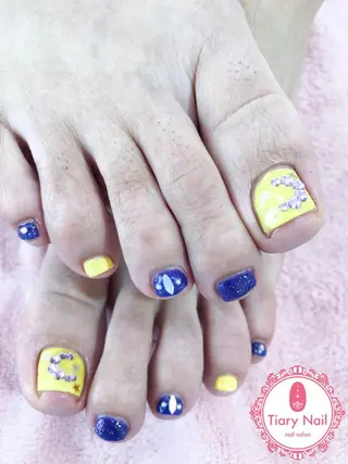 ネイル tiarynail K K🐼のネイルデザイン