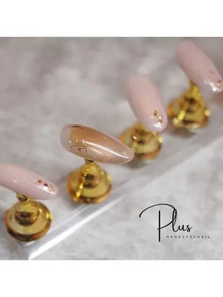 ネイル 鈴木 麻里のネイルデザイン