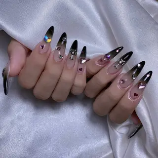 ネイル 長さ出し専門店 RIRIのネイルデザイン