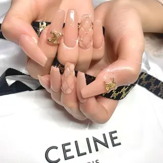 ネイル élu by Noriko 前原のネイルデザイン