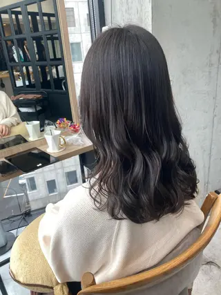 ミディアム ✨色持ちの良い艶 カラー✨蟹江真世のヘアスタイル