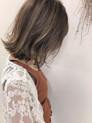ミディアム カラー タナカ タクヤのヘアスタイル