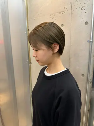 ショート カラー ヘアアレンジ REONA🪽✨薬院 レイヤーカット🫧のヘアスタイル