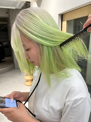 ショート ハイトーン/ ボブ 中村麟のヘアスタイル