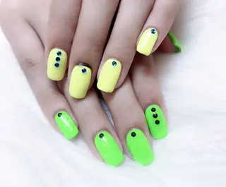ネイル MoonNail ユリ🌸のネイルデザイン