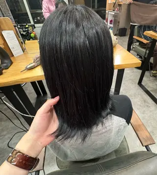 ミディアム シモイケ ルアのヘアスタイル