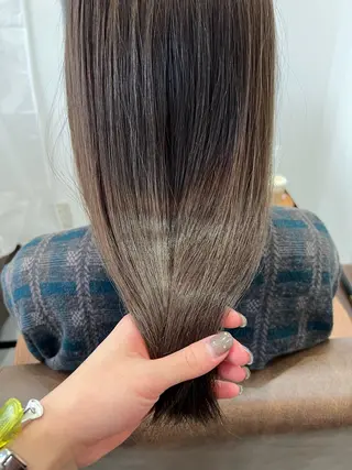 セミロング 美髪矯正/髪質改善 🌼 原田 愛弓のヘアスタイル