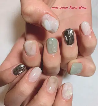 ショート ネイル ネイルスタジオ シェイクユアハンズのネイルデザイン