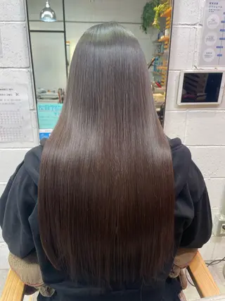 ロング 見奈美 凜のヘアスタイル