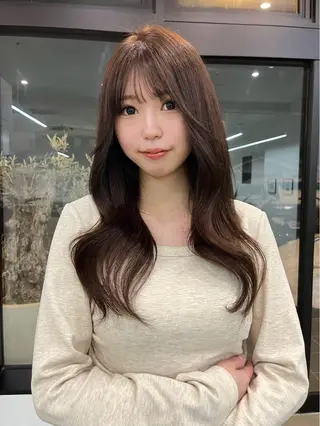 ロング XIA AIMIのヘアスタイル