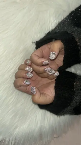 ネイル ネイルサロン ティアラのネイルデザイン