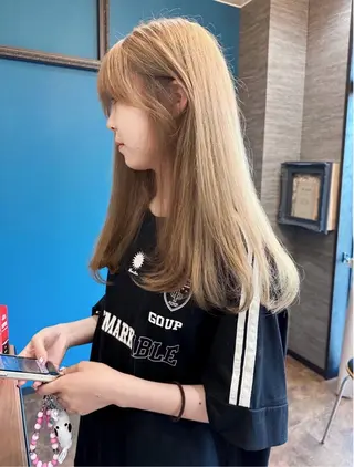 ロング 𝑭𝒖𝒌𝒂🩶 モテ髪×透明感カラーのヘアスタイル