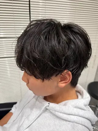 ショート パーマ メンズ ユウ🪄 パーマ指名No1のヘアスタイル