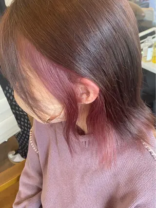 カラー 井上 歩美のヘアスタイル
