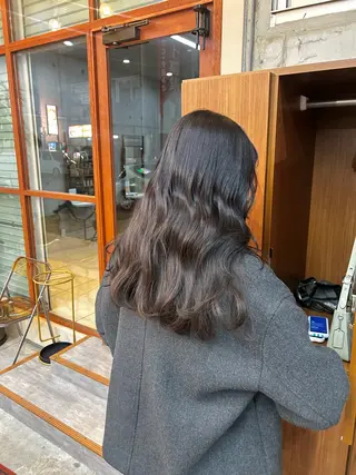 ロング カラー 顔周りレイヤー/ ふわあいりのヘアスタイル