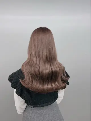 ロング カラー ベージュ/グレージュ 🧸あやか/表参道のヘアスタイル