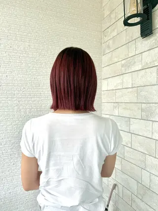 ミディアム カラー YUKA .のヘアスタイル