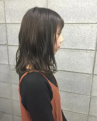 ミディアム セミロング カラー ITO YUKIのヘアスタイル