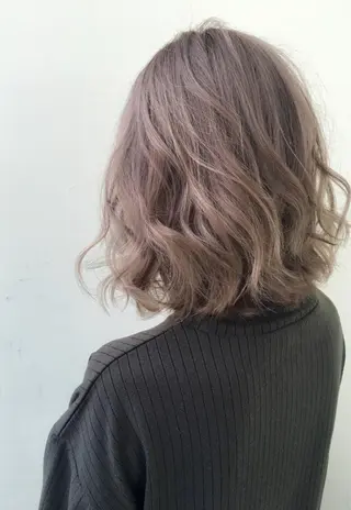 カラー Lano [ラノ]のヘアスタイル