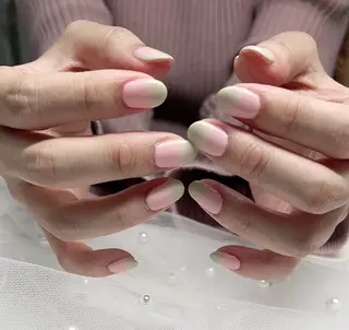 ネイル KARI ネイルサロンのネイルデザイン