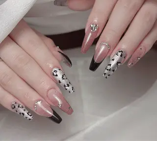 ネイル Aura  Nail 長さだし/パラジェルのネイルデザイン