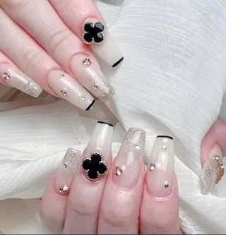 ネイル D-BEAUTY Nailsalonのネイルデザイン