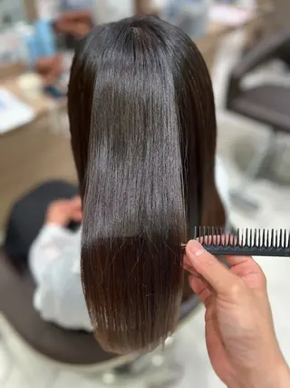 ロング 指原 仁のヘアスタイル
