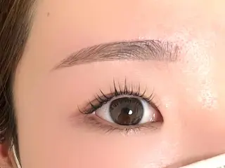 マツエク・マツパ アイブロウ Emiy BeautyLushのマツエク・マツパデザイン
