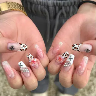 ネイル alien girl所属・aliengirl Ayuのネイルデザイン