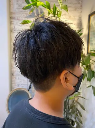 ショート メンズ 長濱 俊のヘアスタイル