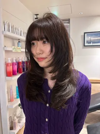 ロング カラー ナチュラルヘア🫧 ナナミのヘアスタイル