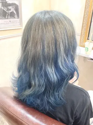 セミロング カラー 岩谷/ブリーチ 🪽透明感カラーのヘアスタイル