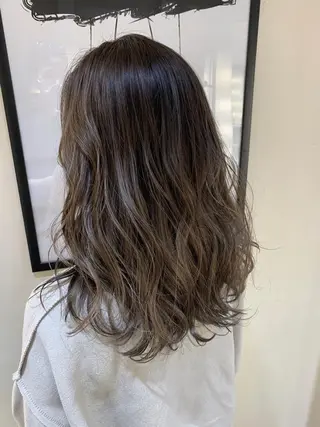 セミロング カラー 中塚 義人のヘアスタイル