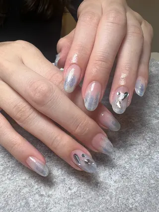 ミディアム twin .のネイルデザイン