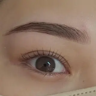 アイブロウ aglitter🌙  _SAYURI_のマツエク・マツパデザイン