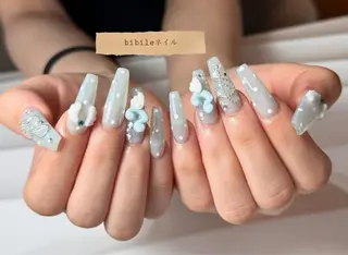 ネイル 島尻 ユインのネイルデザイン