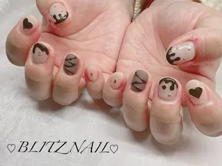 ネイル BLITZ Nail 岩田💅🏻✨のネイルデザイン