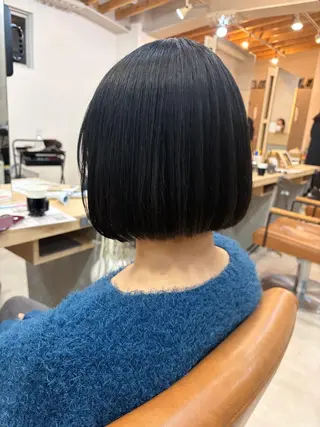 ミディアム TETOTE三宮 ioriのヘアスタイル