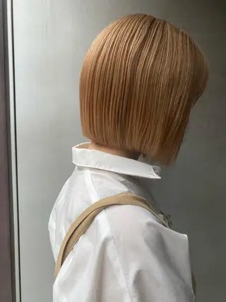 ショート shiori ﾍﾞｰｼﾞｭｶﾗｰのヘアスタイル
