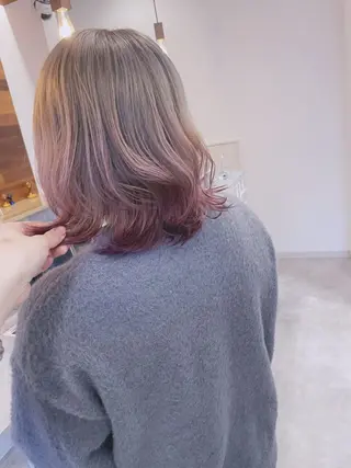 セミロング カラー やまこし 美裕樹のヘアスタイル