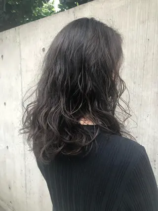 ミディアム パーマ ミヤギ リュウキのヘアスタイル