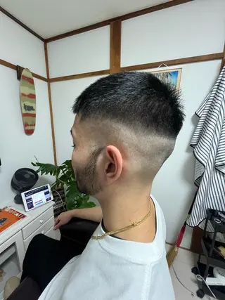 ショート 萩森 龍也のヘアスタイル