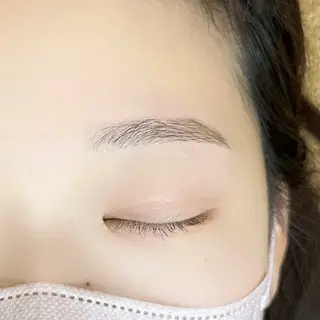 アイブロウ Qoonel momoのマツエク・マツパデザイン