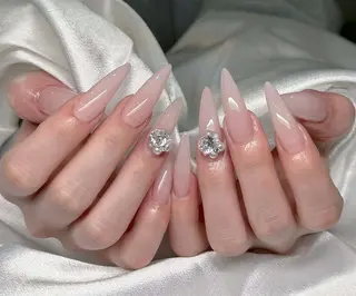 ネイル JIN 168 新大久保のネイルデザイン