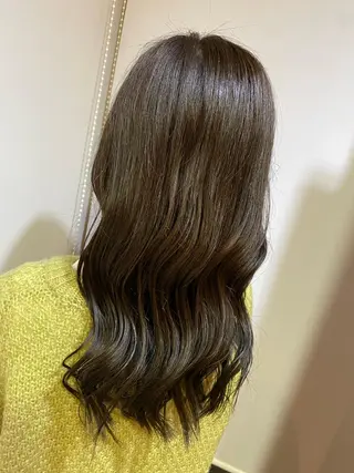 ロング 西川 礼菜のヘアスタイル