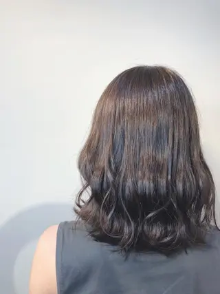 セミロング 髪質改善のプロ☘️ 二村祐輝のヘアスタイル