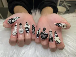 ネイル NIE MoMoのネイルデザイン