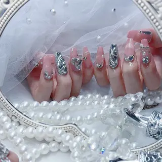 ネイル Yudia Minoriのネイルデザイン